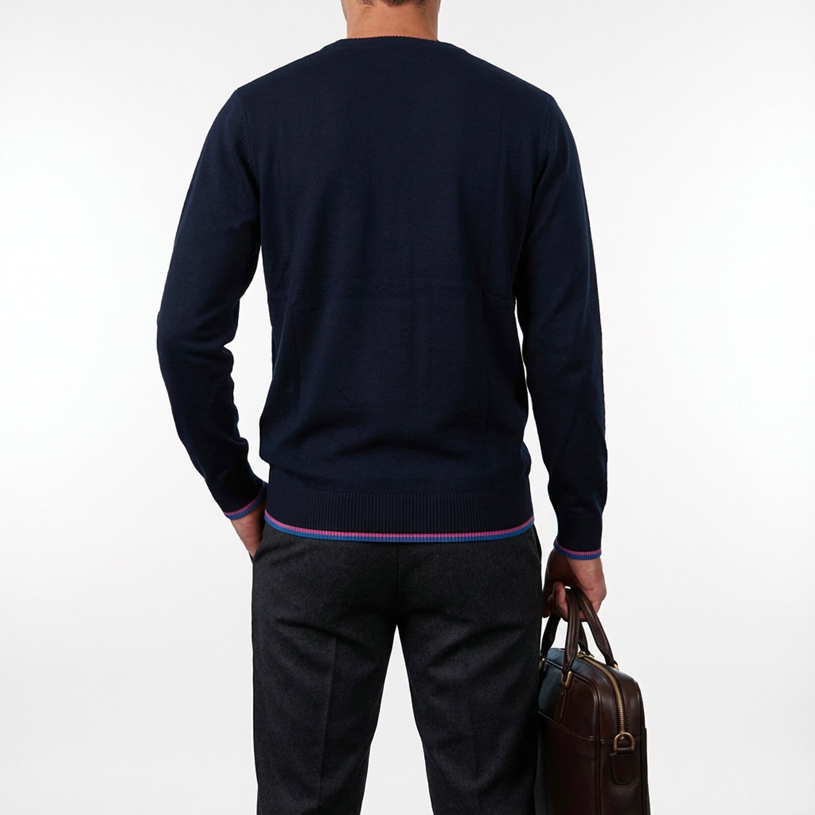 Grafitowy Sweter Męski V-neck w Serek z niebiesko-różową lamówką - obrazek 8