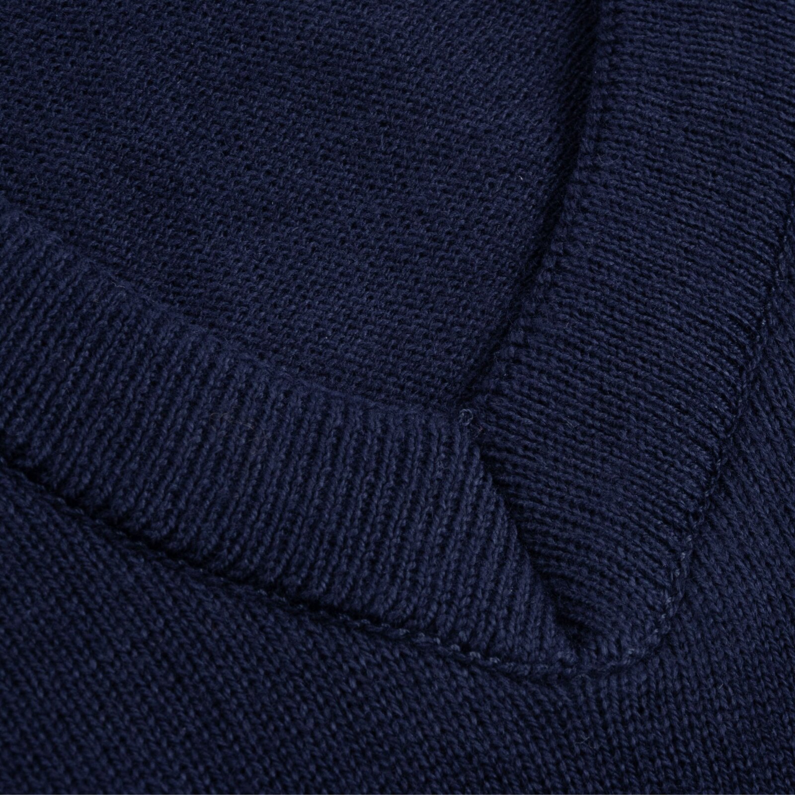 Granatowy Sweter Męski V-neck w Serek Qubus - obrazek 3